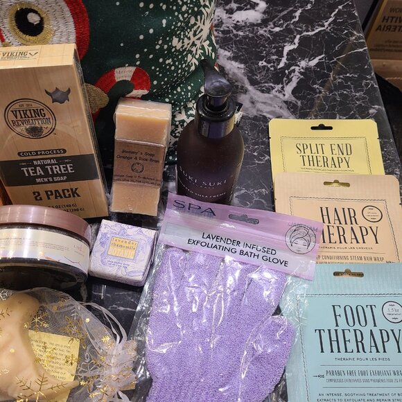 21pc Bath Body Skincare Soap Lotion Mask Chapstick Bundle Set - Picture 2 of 5